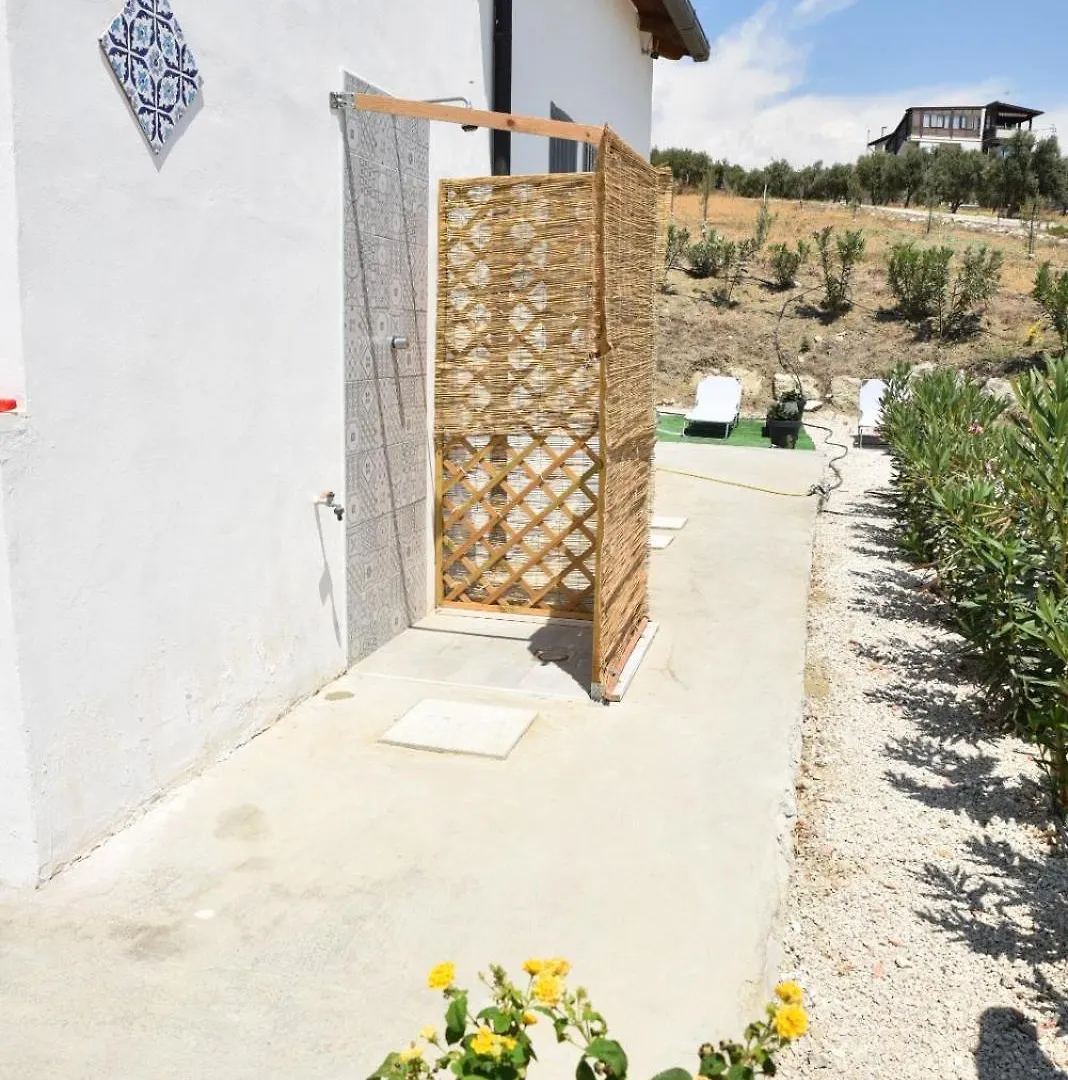 Holiday home Casa Vacanze Abbacari Realmonte